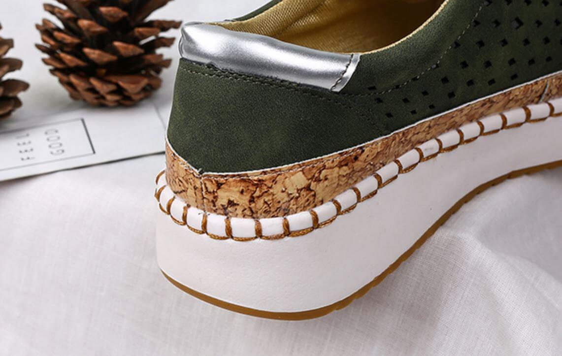 Orthopedic women's sports shoes